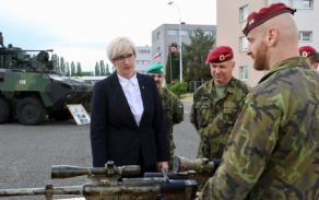 5-pri-pohlidce-zbrani-brigady_2.jpg