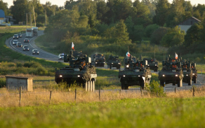 uz-militrajm-mcbm-namejs-2018-ierodas-ehijas-militr-tehnika_30344289868_o.jpg