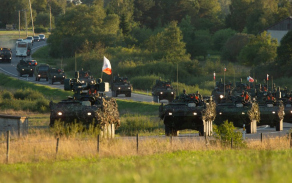 uz-militrajm-mcbm-namejs-2018-ierodas-ehijas-militr-tehnika_44211631341_o.jpg