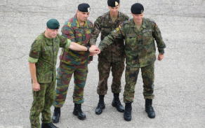 velitel_litevske_brigady_velitele_novych_jednotek_a_velitel_praporu_efp.jpg